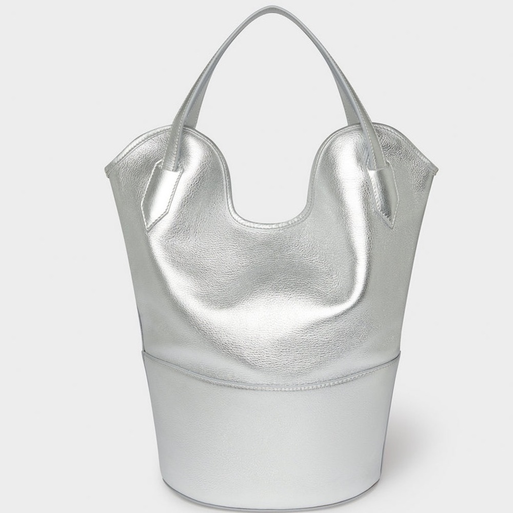 Reduced! NWT. J and M Davidson Silver Leather Small Ray Bag.